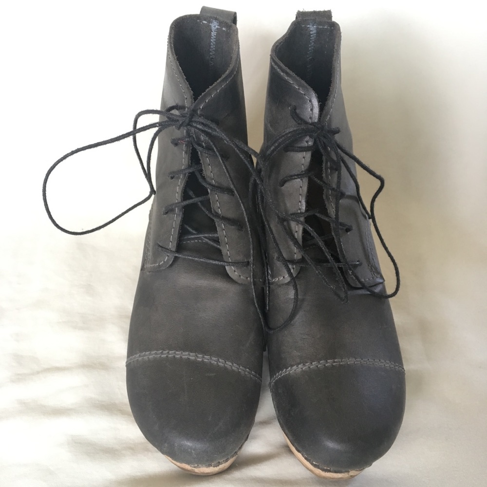 Bryr Phoebe clog boots